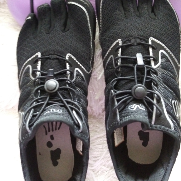 COPY - FILA SKELE-TOES ATHLETICS - Picture 7 of 8